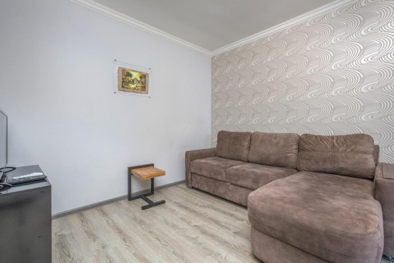 Stay Inn Cute Apartment Next To Hilton Armenia Erivan Exterior foto